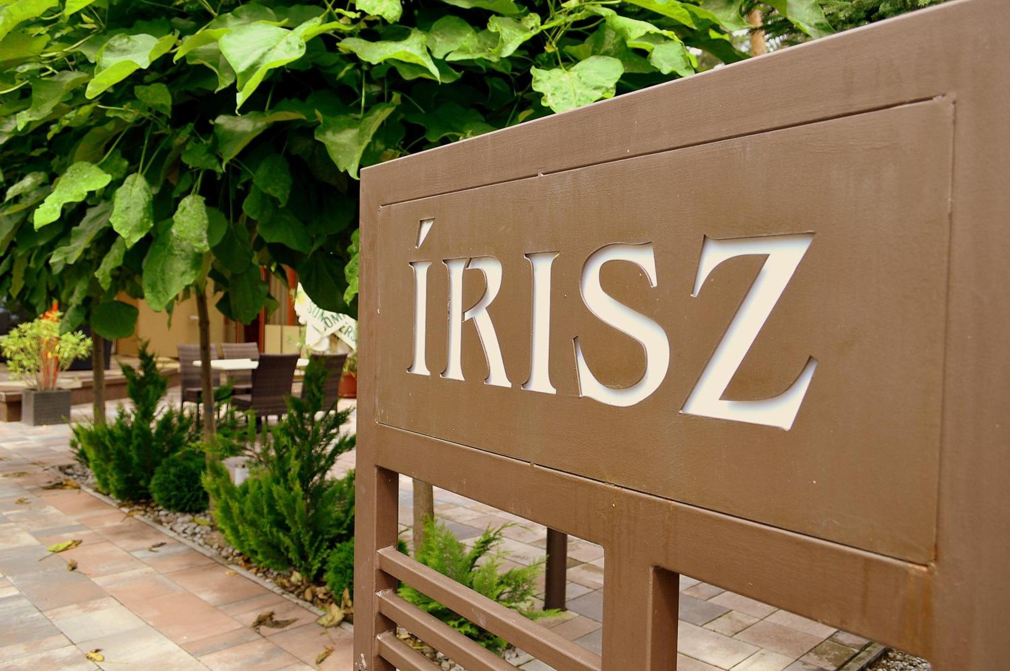 Hotel Irisz Nyíregyháza Eksteriør billede